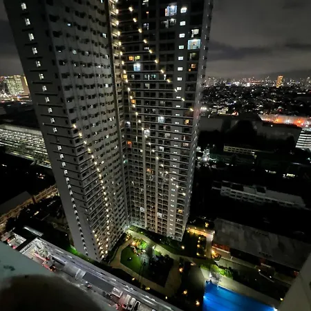 Skyview 2Br At Grass