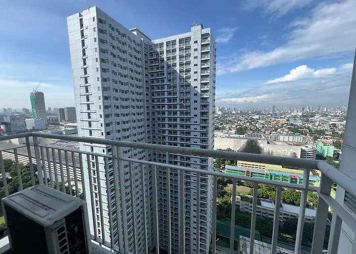 Skyview 2br At Grass Manila