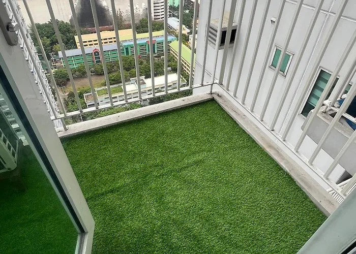 Skyview 2br At Grass 4* Manila