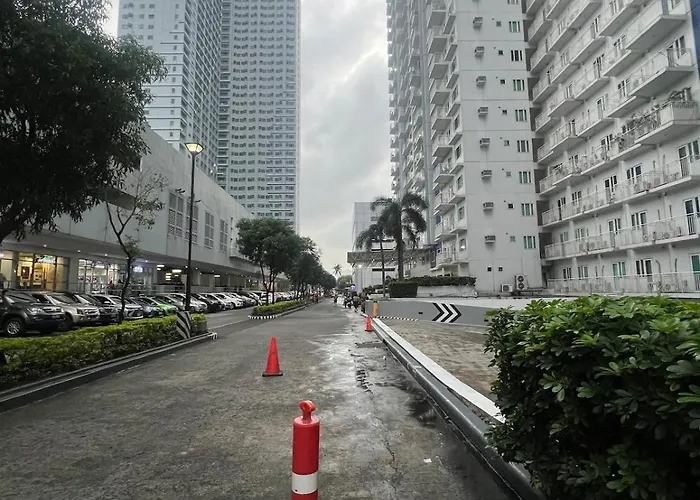 Skyview 2br At Grass Aparthotel Manila