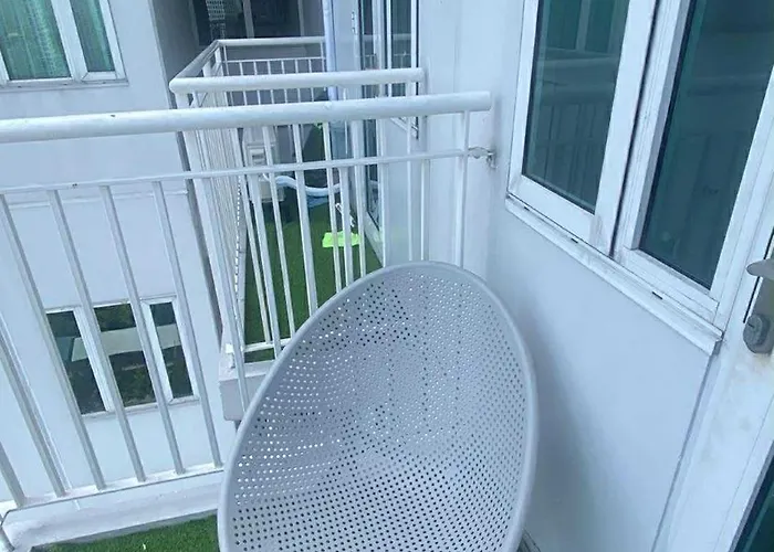 Skyview 2br At Grass Manila