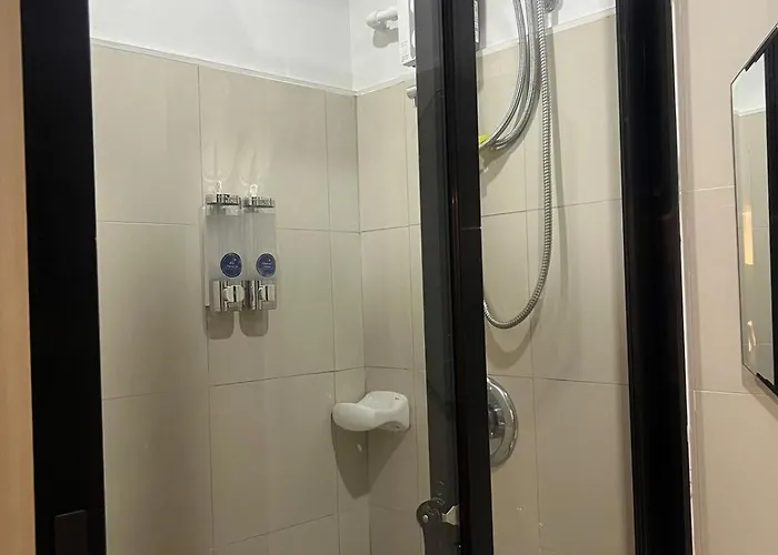 Skyview 2br At Grass Manila