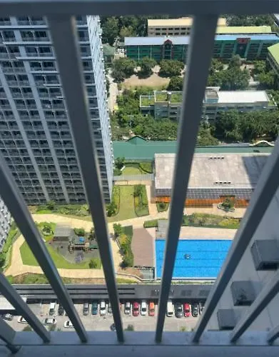 Skyview 2br At Grass Manila